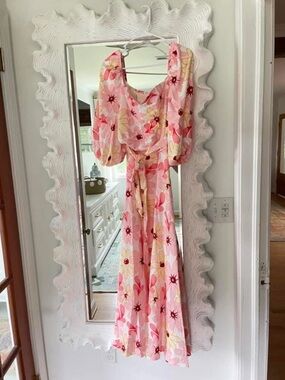 Boutique Pink Floral Maxi Dress with Puff Sleeves Fits like a size large
